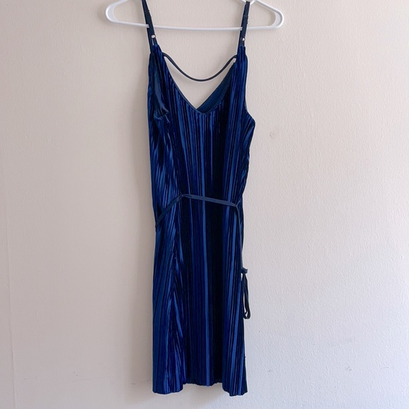 Blue Velvet Dress - Picture 2 of 2
